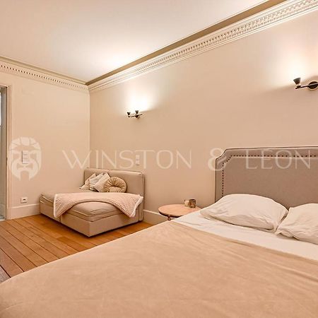 Appartement Tour Eiffel Invalides 7E G Paris Bagian luar foto